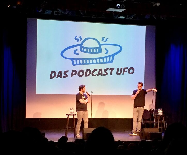 Datei:Liveshow Podcast UFO.jpeg